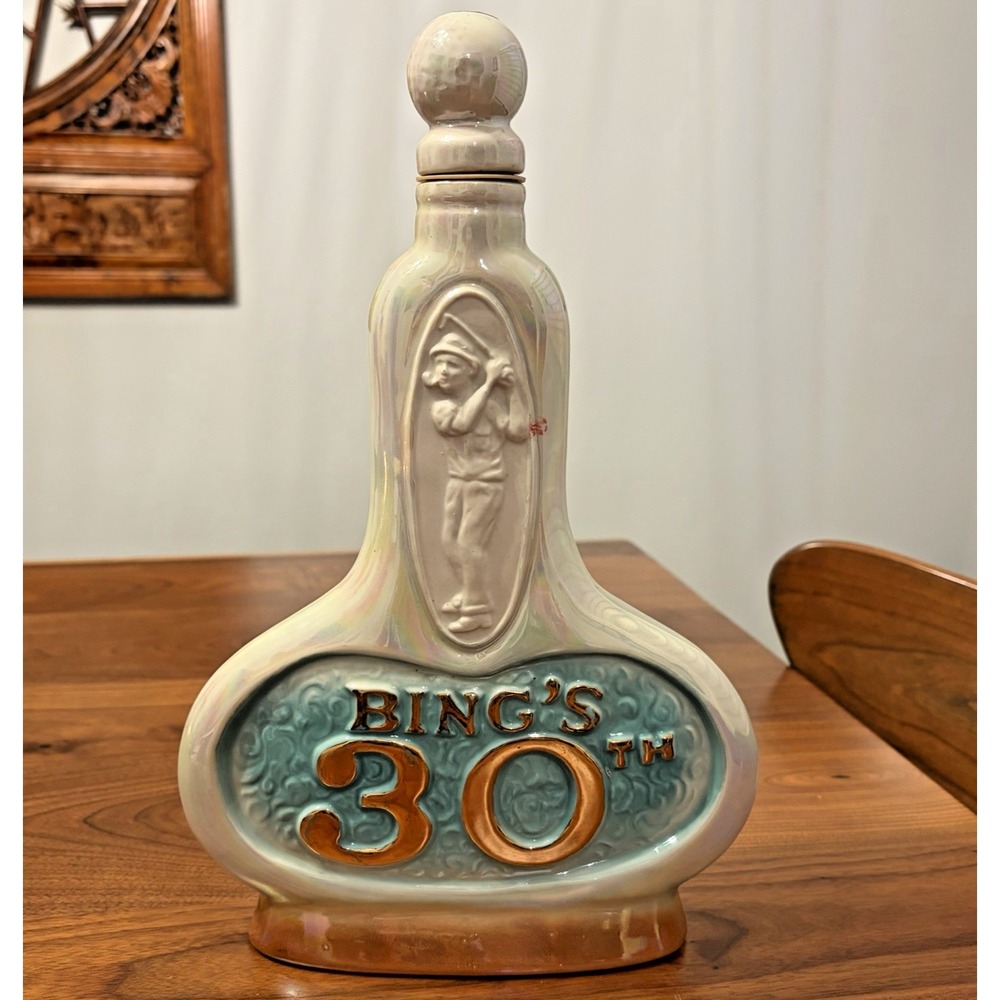 Bing Crosby Jim Beam 1971 Bing's 30th Pro-Am Golf Ball Top Decanter